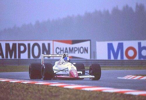 Derek Warwick at the 1989 Belgian Grand Prix